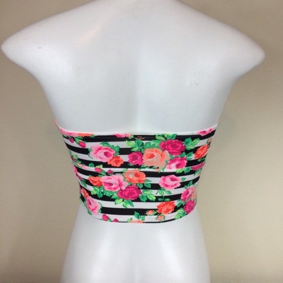 2/$35 Victoria’s Secret PINK floral crop top - Picture 3 of 5